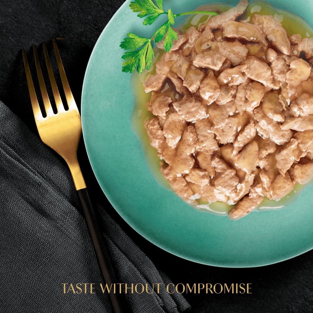 SHEBA® Select Slices Adult Cat Food Fish Selection in Gravy 12 x 85g Pouch - 2